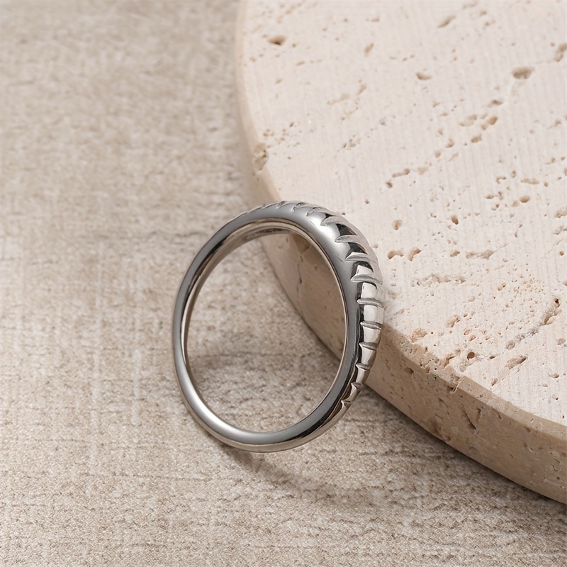 Unisex Vintage Stainless Steel Knot Horn Ring